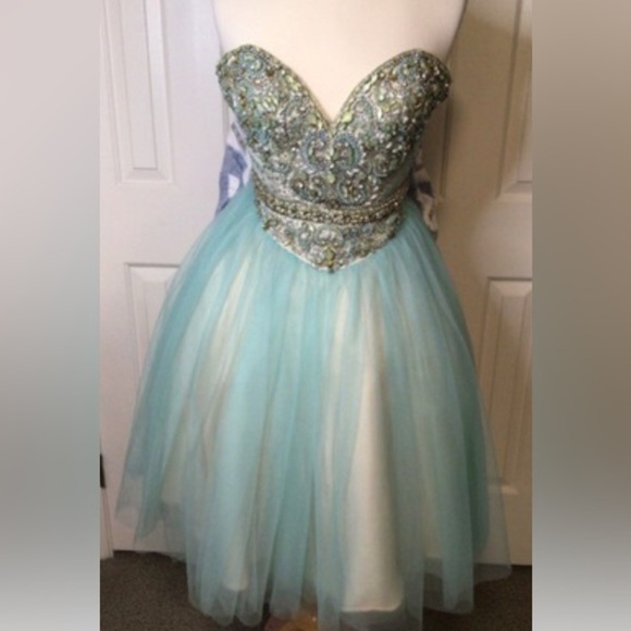 Jovani Girls Ball Gown/ Party Dress, Size XS - Worn One Time - Picture 1 of 5